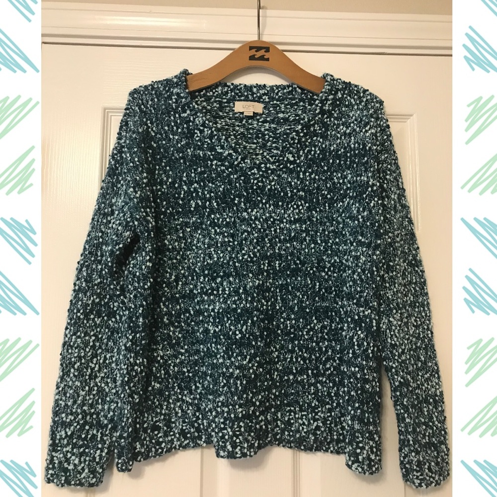 LOFT Blue/white soft sweater